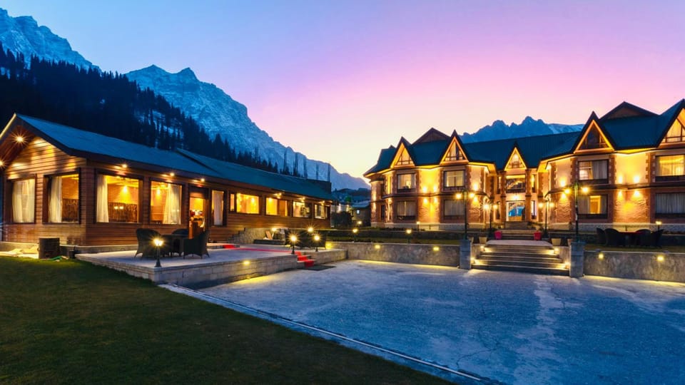 Hotel Village Walk Hotel in India