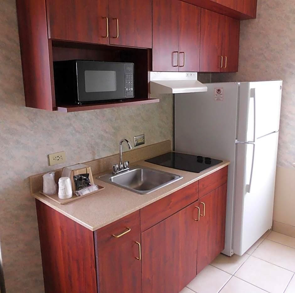Breakers Resort Inn Hotel in Virginia Beach