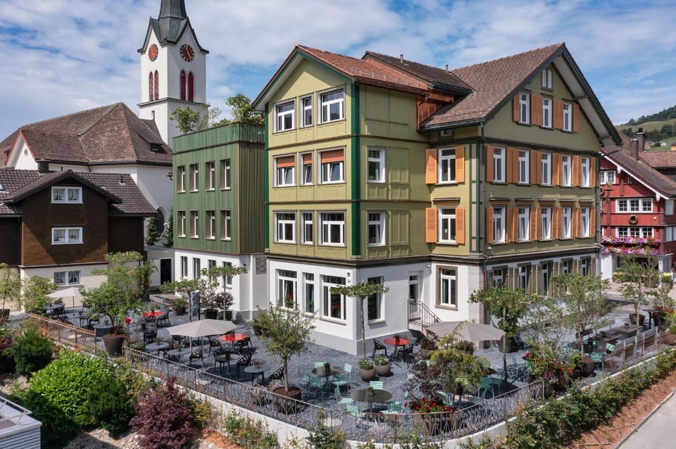 Appenzeller Huus Huus Loewen Hotel in Appenzell Innerrhoden, Switzerland