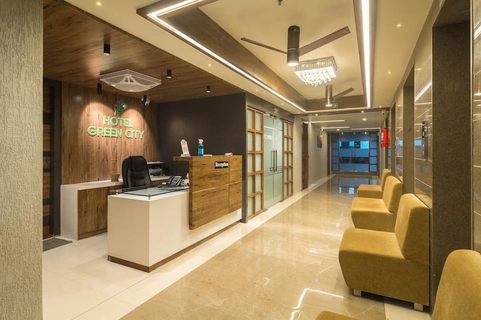 Hotel Green City Hotel in Gandhinagar