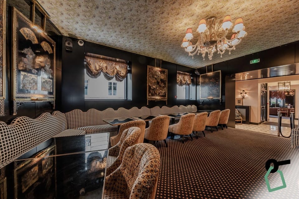 Hotiday Collection Paris - Arc de Triomphe Hotel in Paris