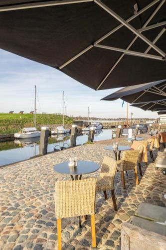 Hotel De Heeren Hotel in Kamperland