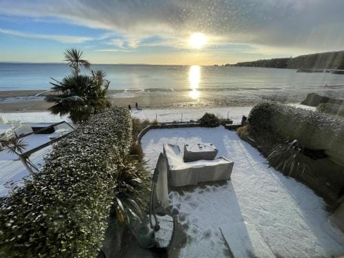 Rainbow Leap - 5 Bed Holiday Home - Saundersfoot Hotel in Saundersfoot