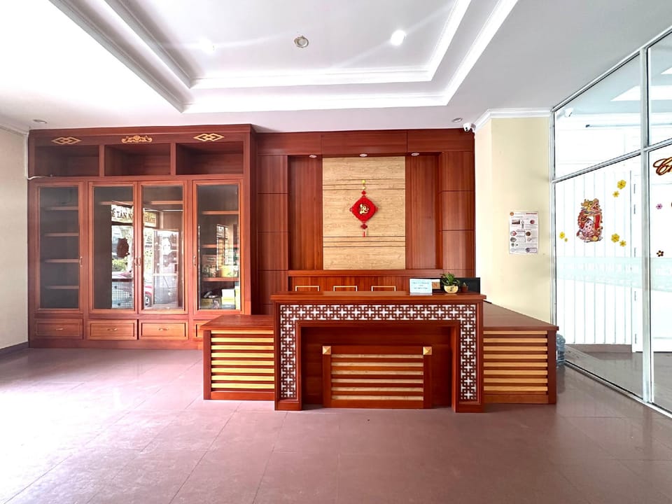 OYO 1246 Nha Khach Cuc Hau Can Hotel in Da Nang