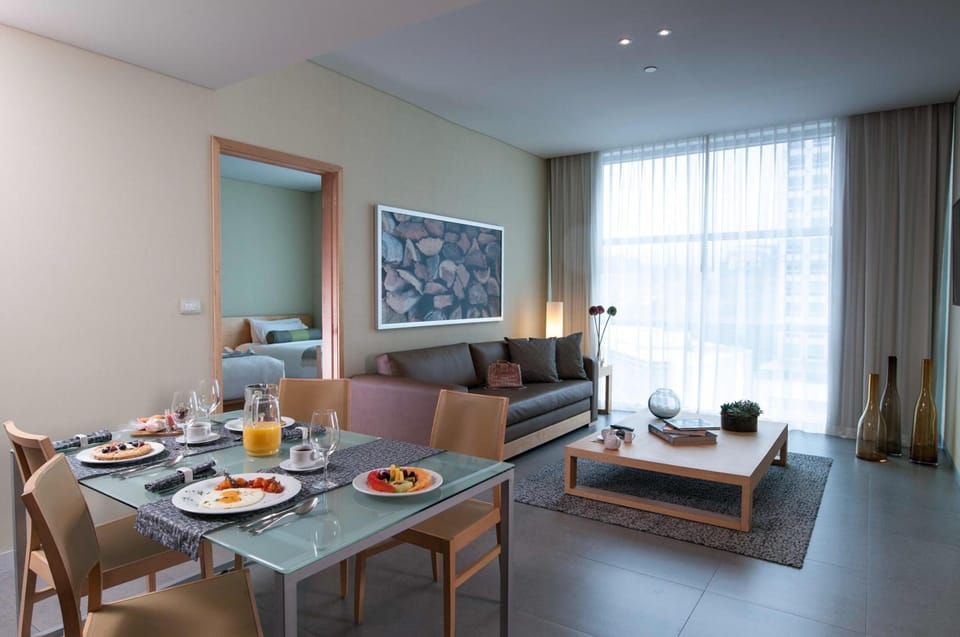 Stadia Suites Mexico City Santa Fe Hotel in Mexico City