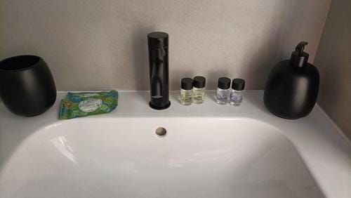 Celine Confort Room Hotel in Bari
