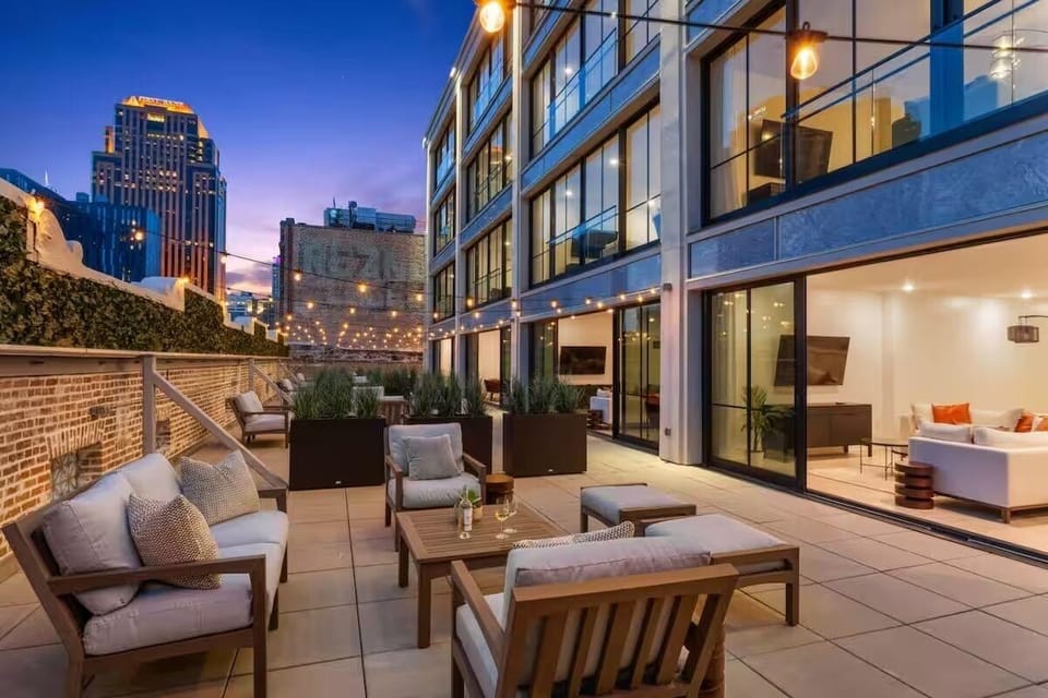 The Theodore New Orleans Hotel in Warehouse District