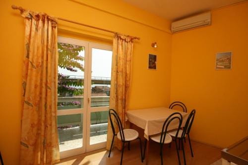 Apartments and rooms with parking space Podgora, Makarska - 6706 Hotel in Split-Dalmatia County