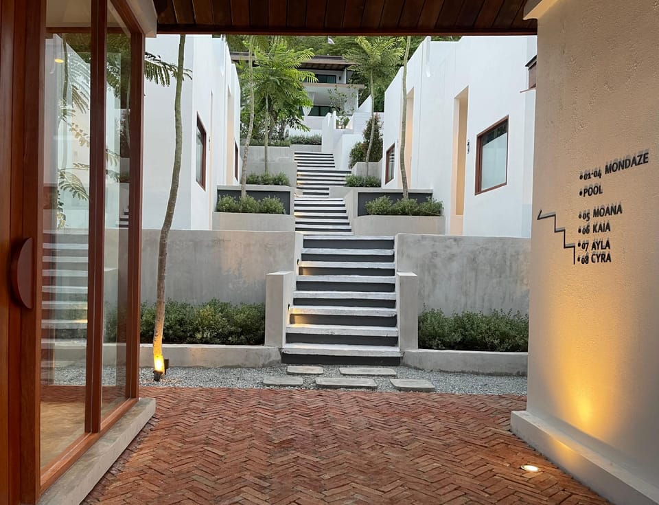 Pichcha Kohlarn Hotel in Chon Buri Changwat