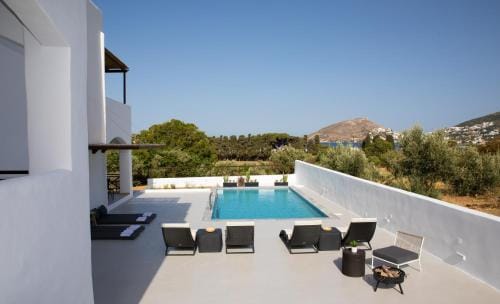 Serenity Bay Hotel in Decentralized Administration of the Aegean