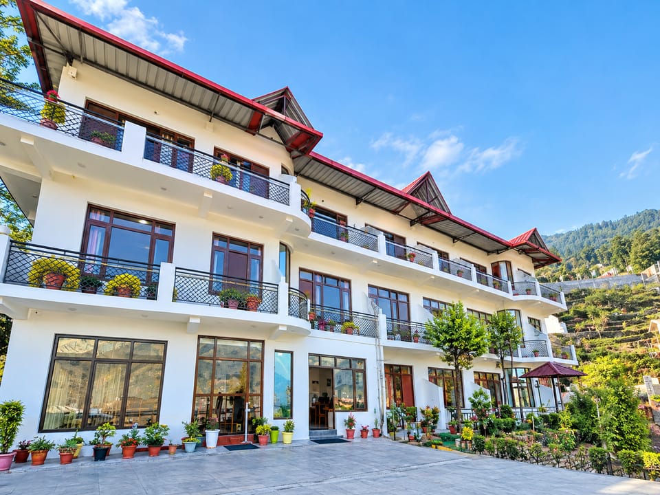 Goroomgo Vijay Mount View Resort Munsyari Hotel in Uttarakhand