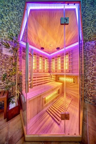 Oak Residence Hotel & Relax Hotel in Decentralized Administration of Macedonia and Thrace