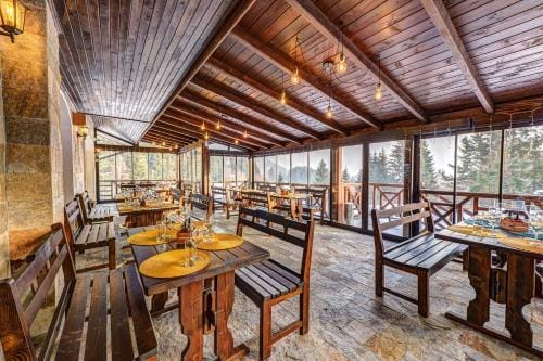 Oak Residence Hotel & Relax Hotel in Decentralized Administration of Macedonia and Thrace
