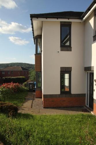 En-suite Room with Super King Size Bed - Free Wifi - Free Parking Hotel in Sheffield