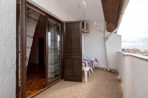 Apartments and rooms with parking space Zubovici, Pag - 16063 Hotel in Zadar County