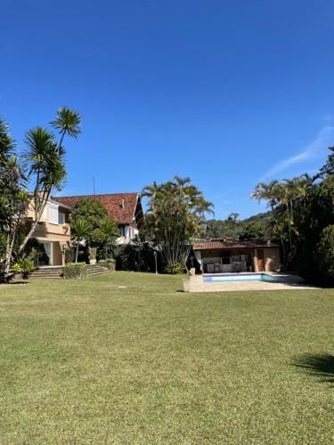 Suite Pousada do Lago Hotel in Duque de Caxias