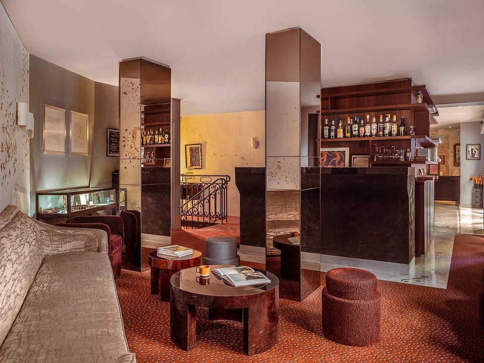 Bar/lounge