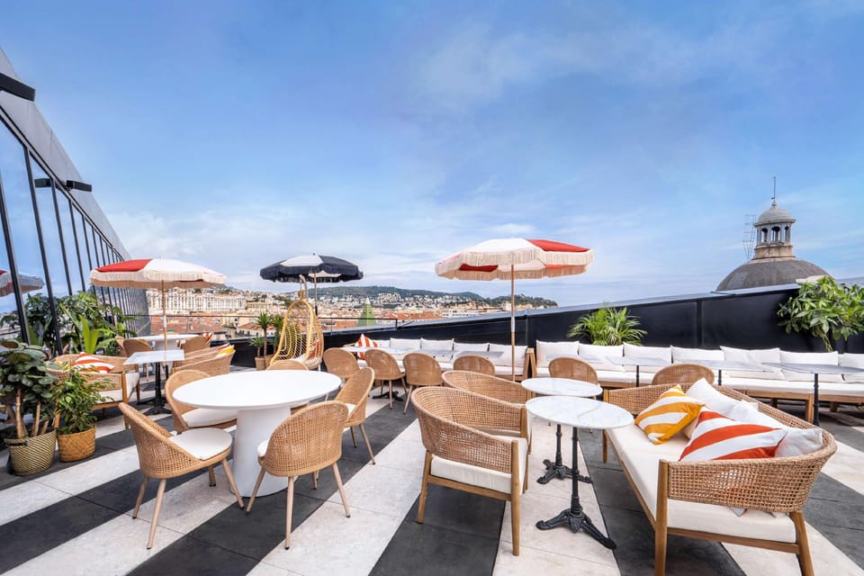 DoubleTree by Hilton Nice Centre Iconic Hotel in Nice