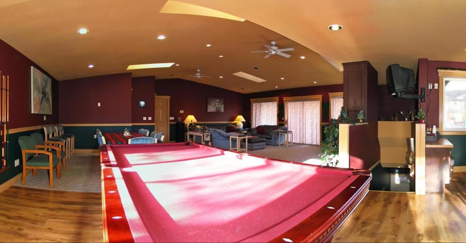 Travelodge by Wyndham Merritt Hotel in Merritt