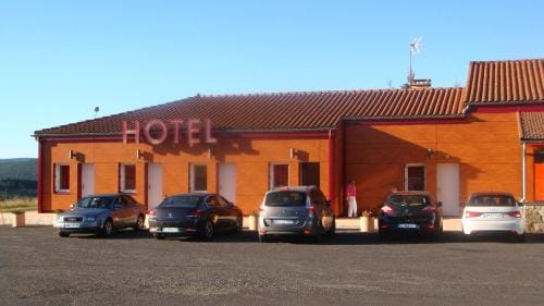 Auberge De Peyrebeille Hotel in Auvergne-Rhône-Alpes