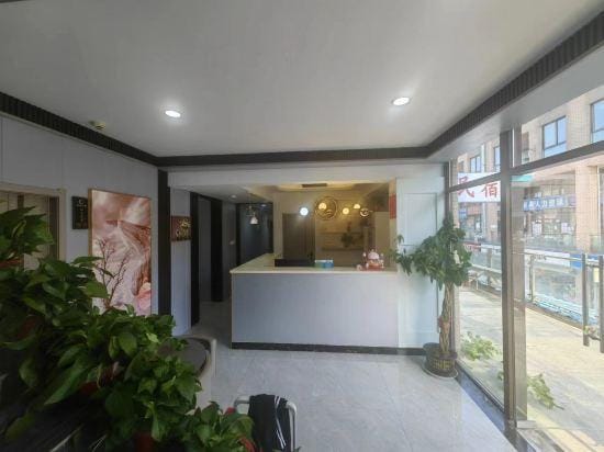 Woju Homestay (Nanjing Chengxin Avenue Subway Station Store) Hotel in Nanjing