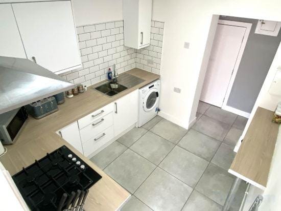 aa Stay Ltd - 2 bedroom Apartment for Contractors and Holidays | Stay in Aylesbury Hotel in Aylesbury
