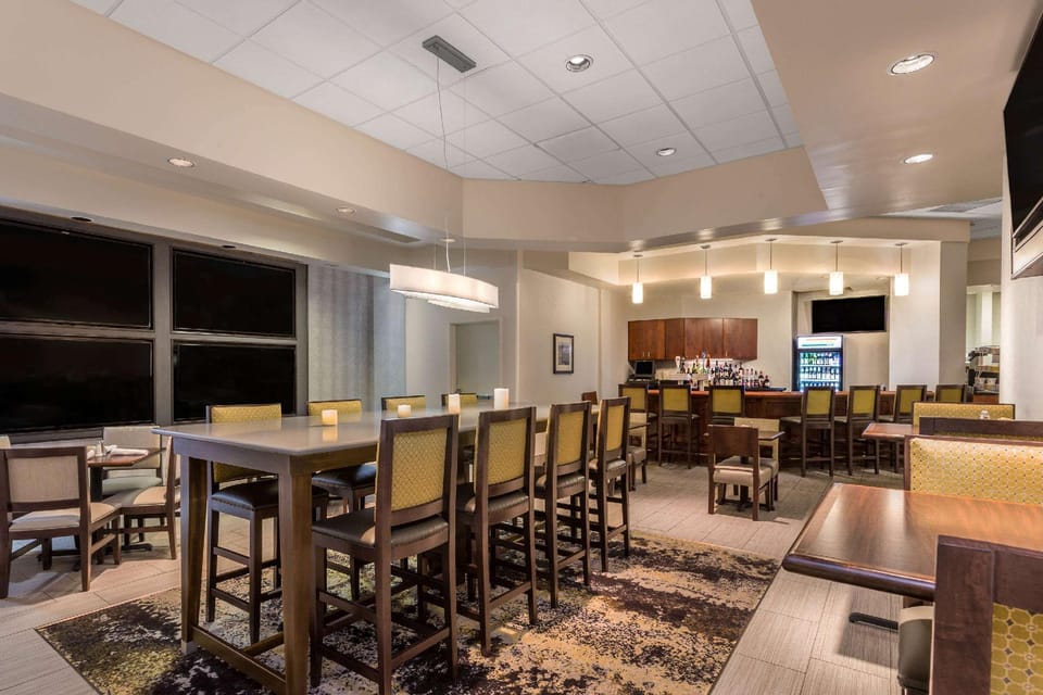 Wyndham Garden Buffalo Downtown Hotel in Buffalo