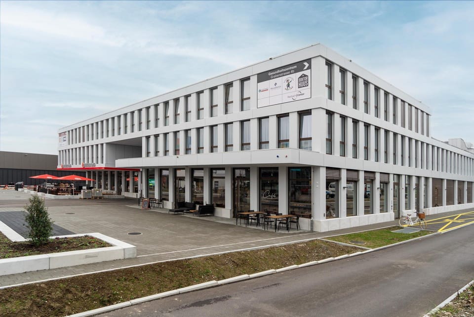 Tailormade Hotel BAB Bachenbülach Hotel in Canton of Zurich