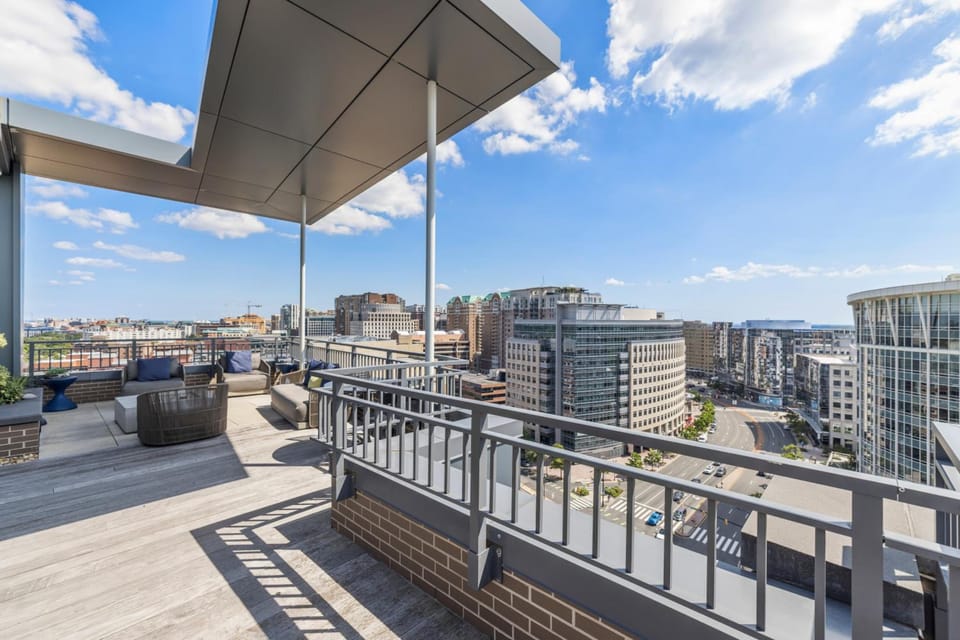 Placemakr Marymount Ballston Hotel in Arlington