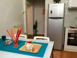 Neri 33 in Firenze with 3 bedrooms and 2 bathrooms Hotel in Florence