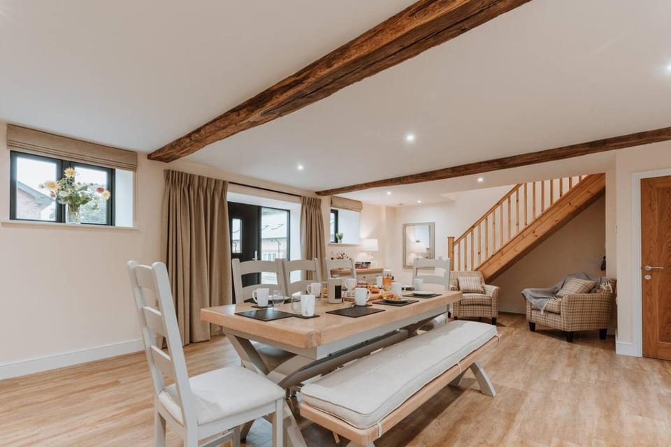 Tedsmore Cottages Hotel in Wales