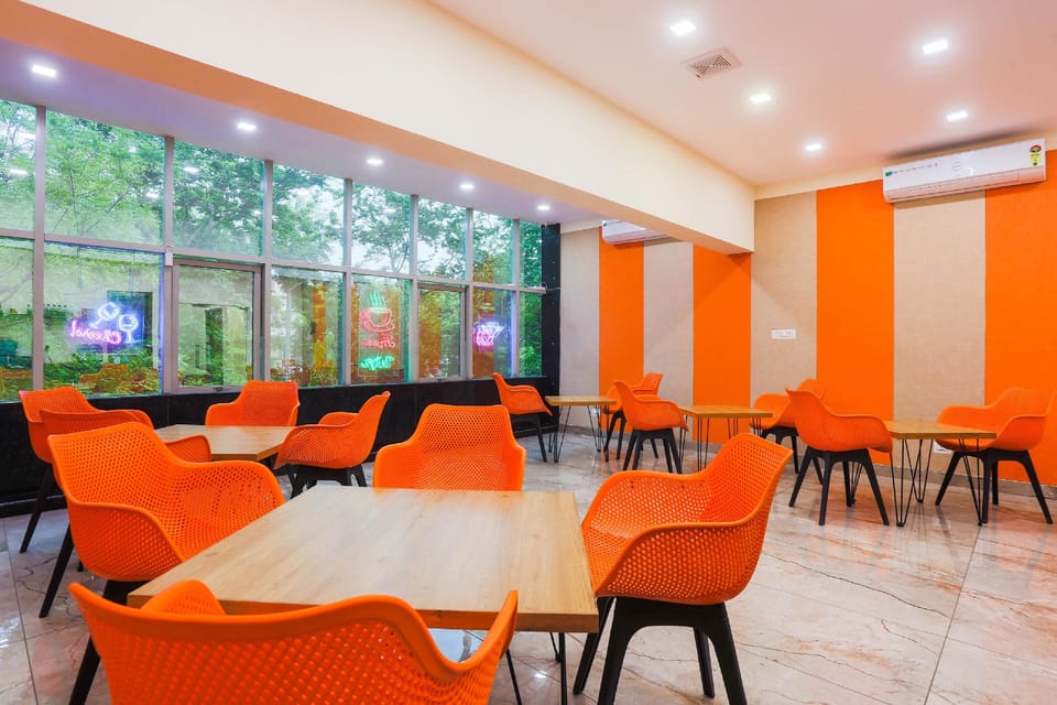 Townhouse Vikaspuri Hotel in New Delhi