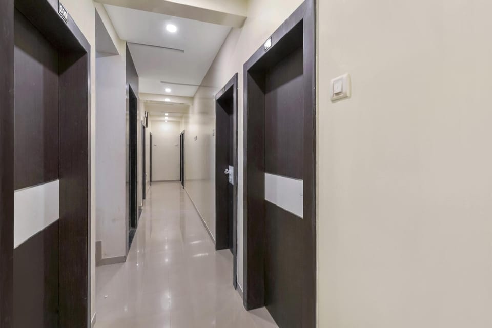 Hotel O Sai Leesha Hotel in Maharashtra