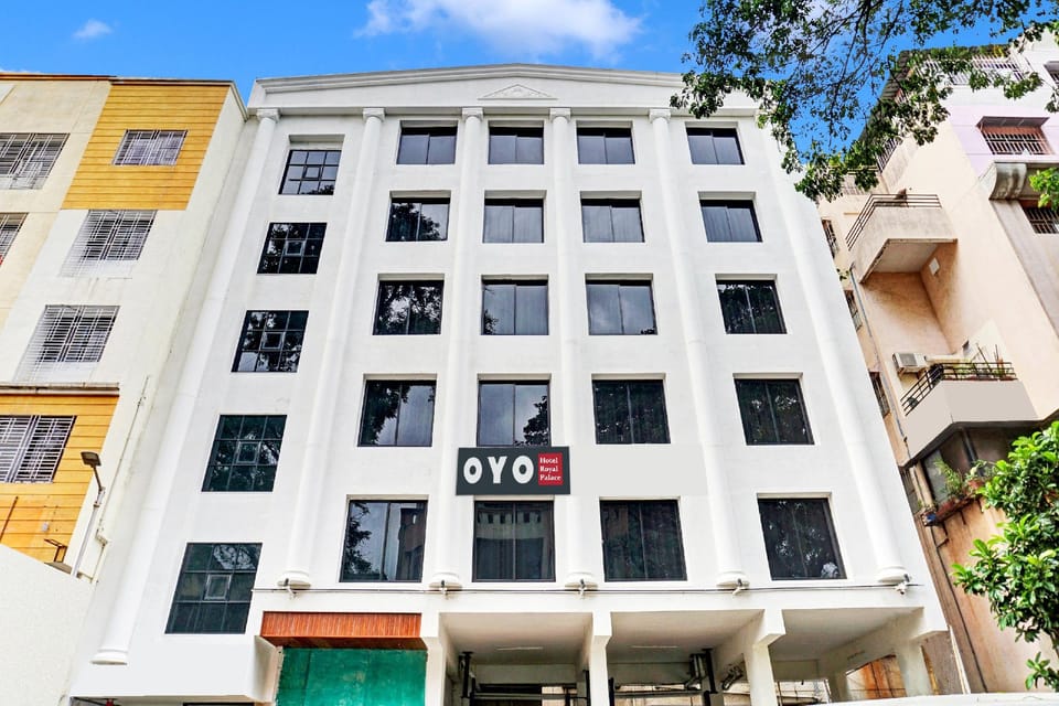 Hotel O Royal Palace Hotel in Pune