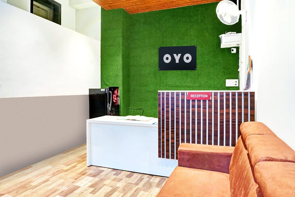 Hotel O Royal Palace Hotel in Pune