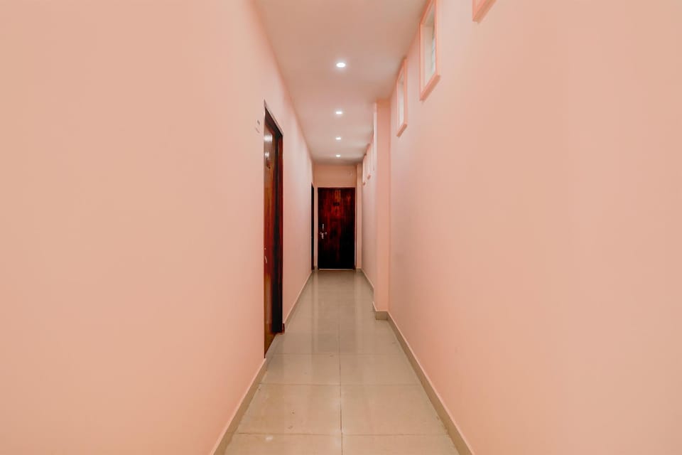 Hotel O Raghunath Hotel in Uttar Pradesh
