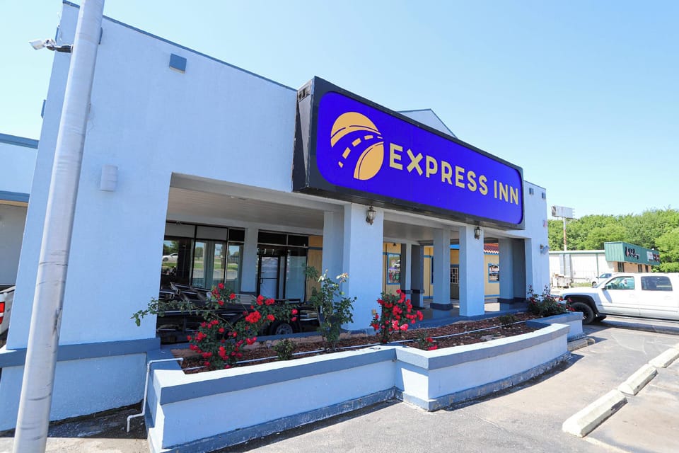 Express Inn Hotel in Oklahoma