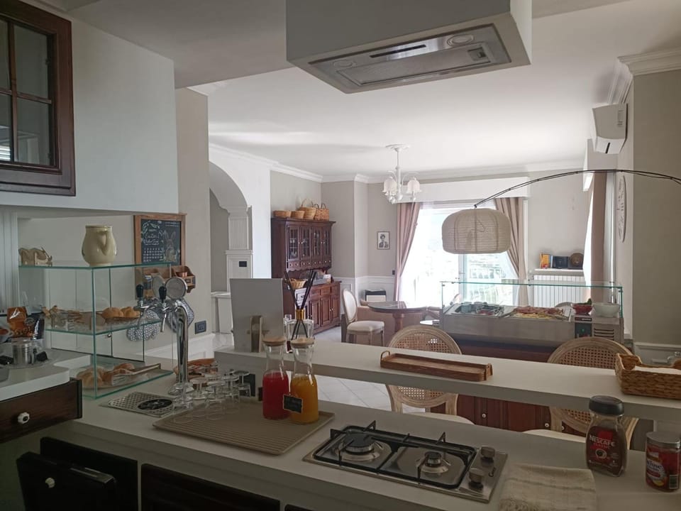 Relais Tiare Bed and Breakfast Hotel in Pozzuoli