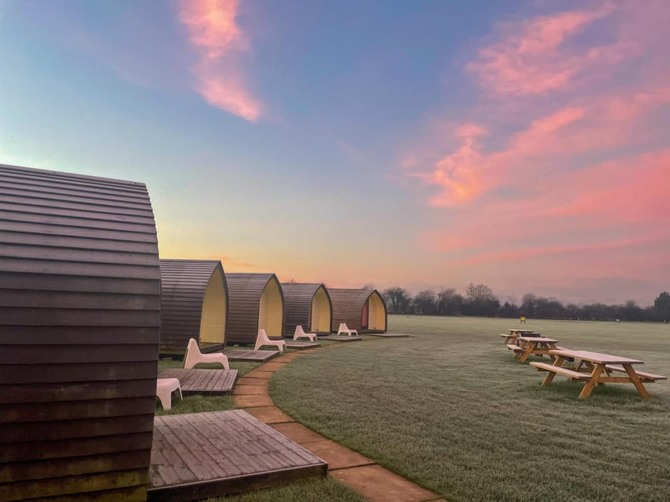 Rodway Hill Golf & Eco Pod Hotel Hotel in Cotswold District