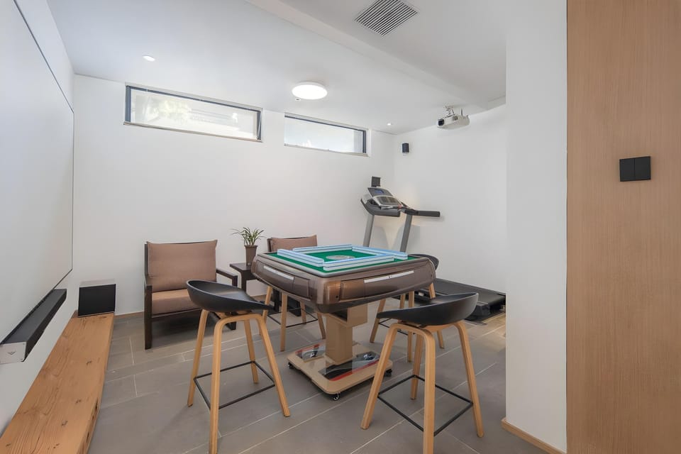 Floral Tongli Qiyun River Scenic Homestay Hotel in Suzhou