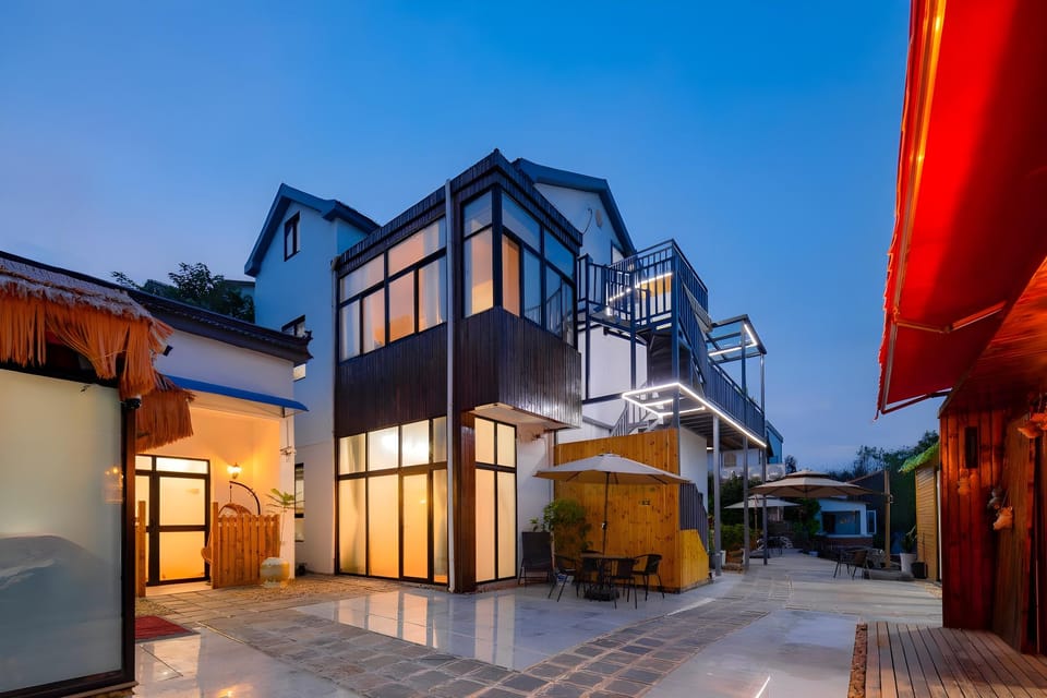 Floral Tangshan Yueman Hot Spring Homestay Hotel in Nanjing
