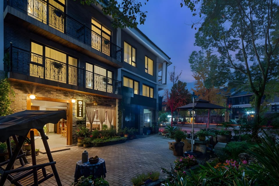 Floral Hotel· Yunqi B&B Xiandu Scenic Area Hotel in Zhejiang
