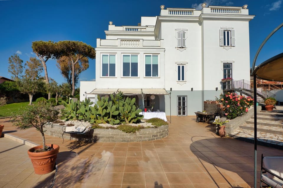 Palazzo Podesta Hotel in Civitavecchia