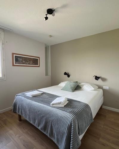 Appart'Hotel - Gare TGV - Courtine - Confluence - 411 Hotel in Avignon