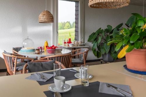 B&B Mont-Crosin Hotel in Canton of Bern (Region)