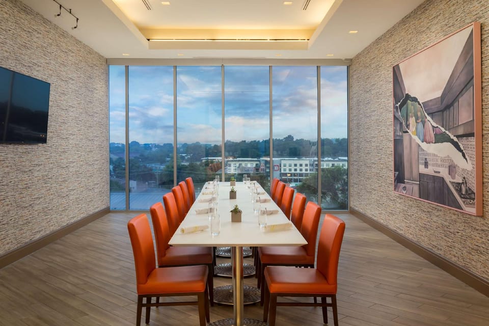 The Summit Hotel Hotel in Cincinnati