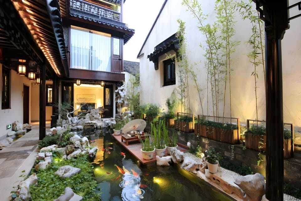 Floral Tongli Ancient Town Jianyuan Inn Hotel in Suzhou