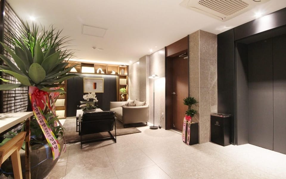 Brown-Dot Hotel Choeup Motel in Busan
