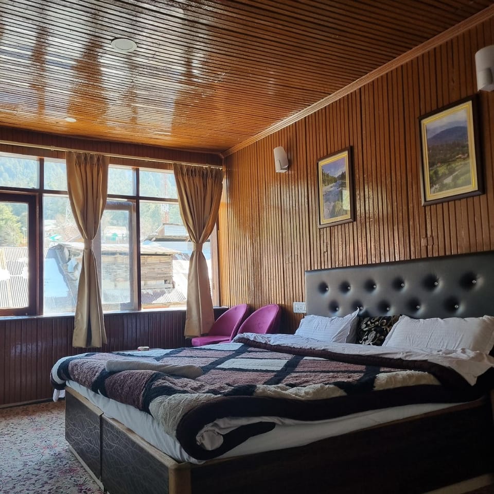 Central Hotel Hotel in Punjab
