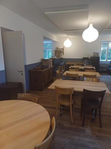 Gasthaus Crestasee Inn in Canton of Grisons